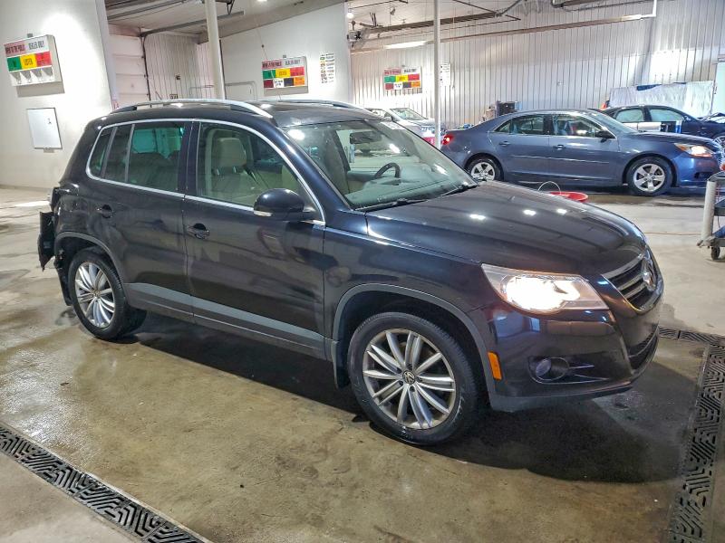 2011 VOLKSWAGEN TIGUAN S #3315961188