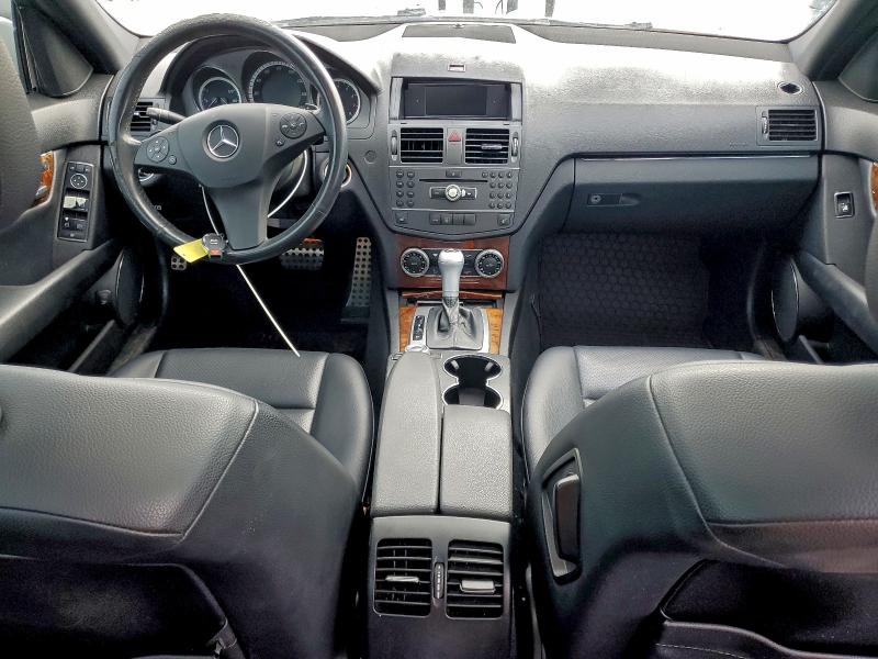 2011 MERCEDES-BENZ C 300 #3303596928