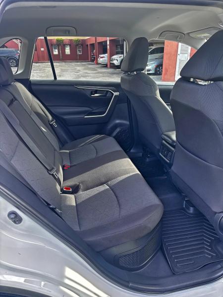 2020 TOYOTA RAV4 XLE #3302652045