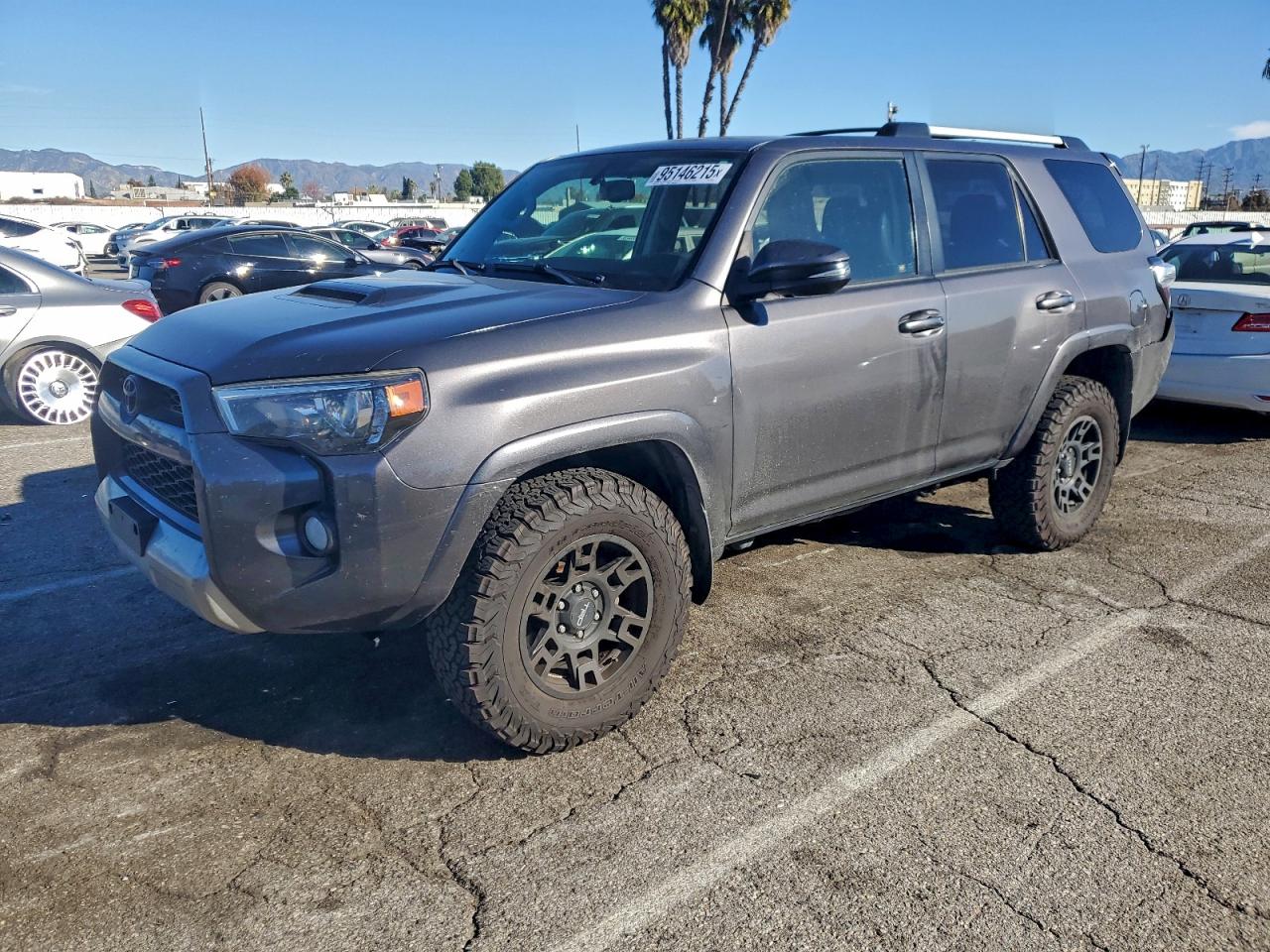 TOYOTA 4RUNNER SR5/SR5 PREMIUM