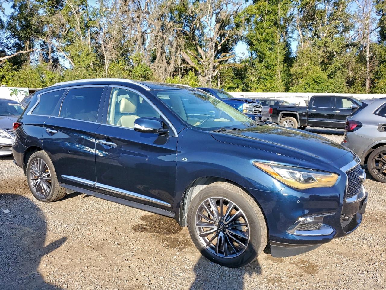 INFINITI QX60 LUXE