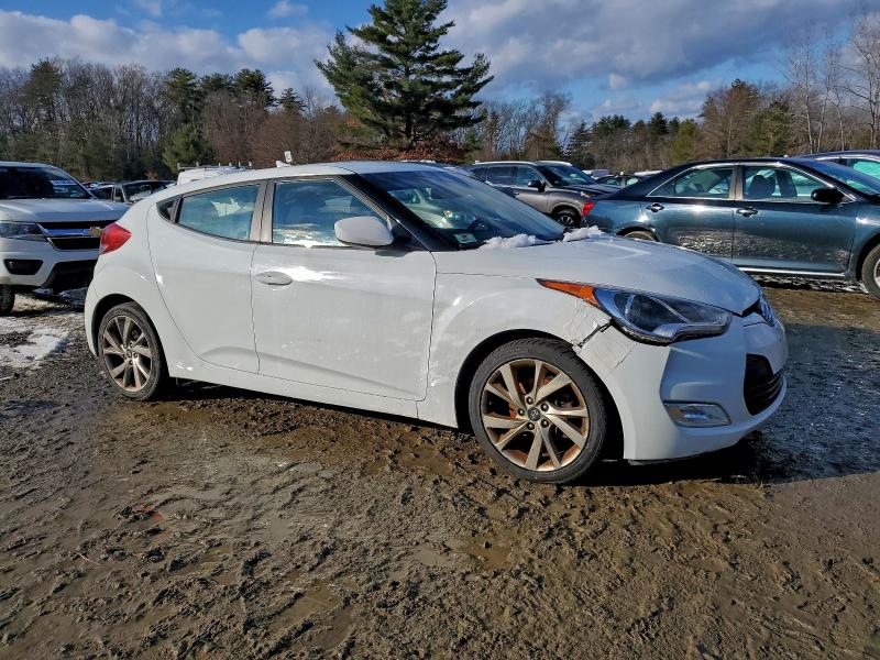 2017 HYUNDAI VELOSTER #3308237165