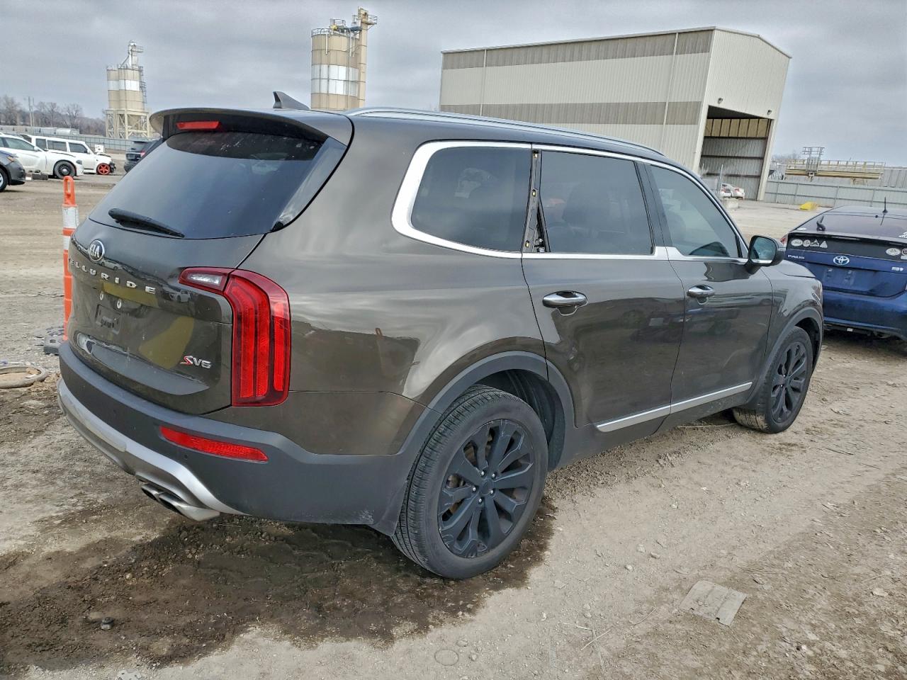 KIA TELLURIDE S