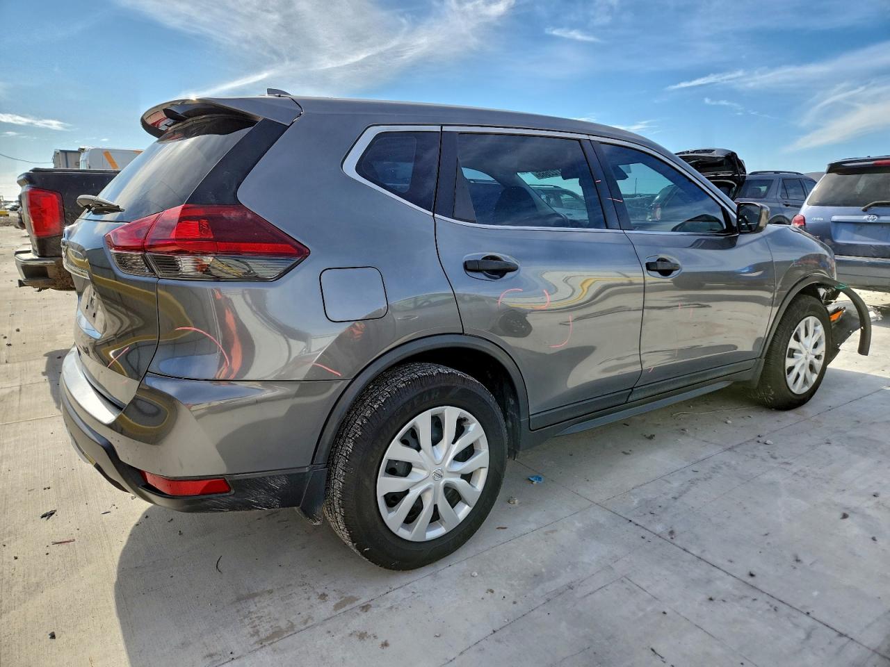 NISSAN ROGUE S