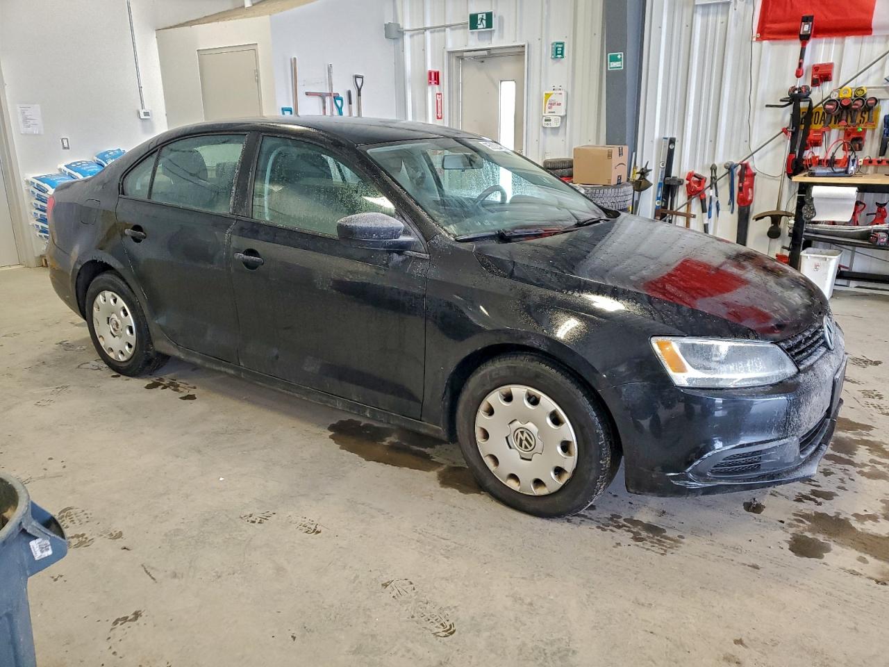 VOLKSWAGEN JETTA BASE