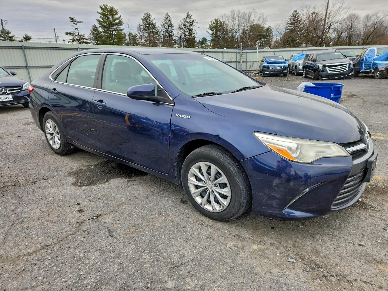 Lot #3311463242 2017 TOYOTA CAMRY HYBR