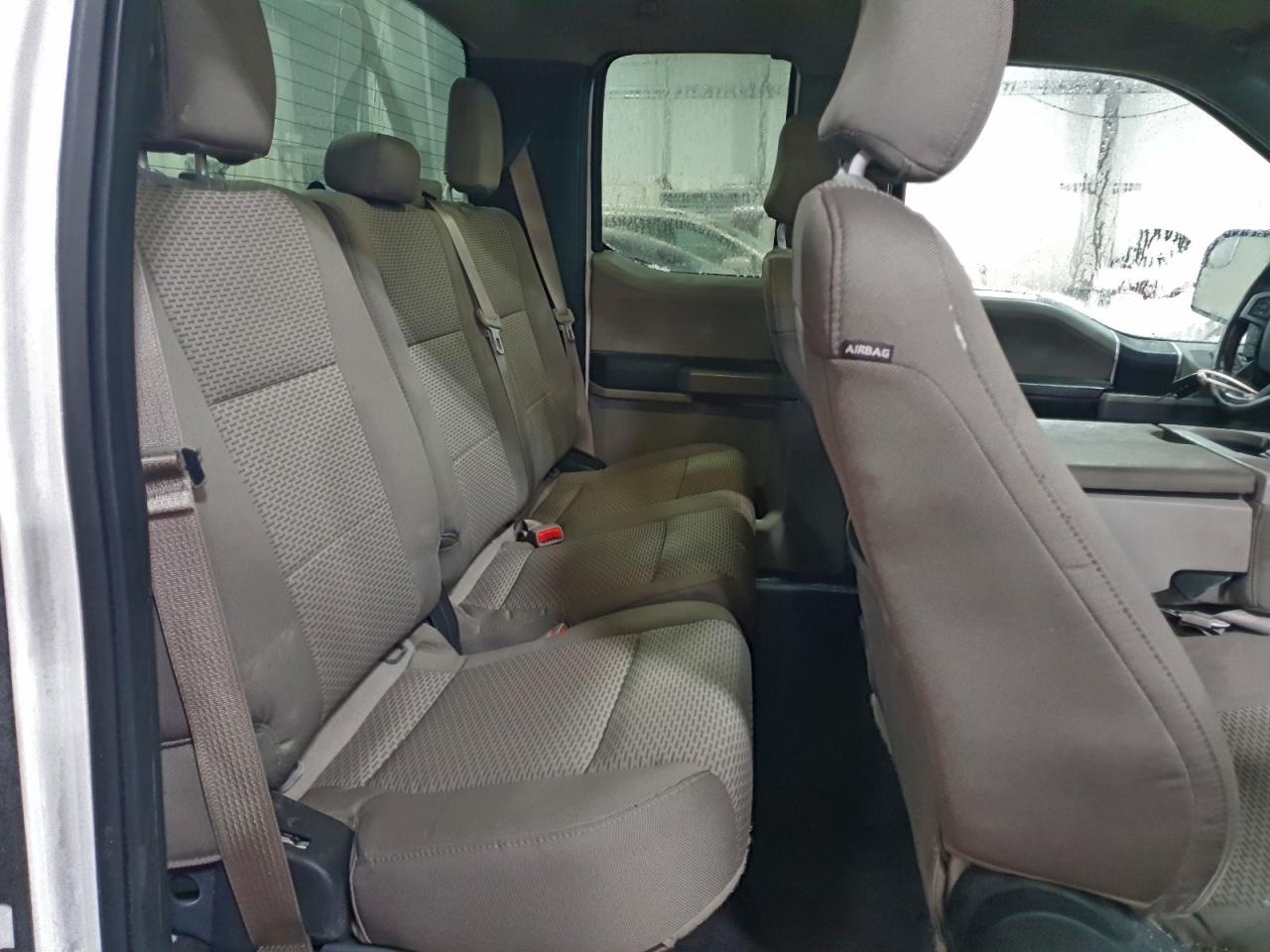 FORD F-150 SUPER CAB