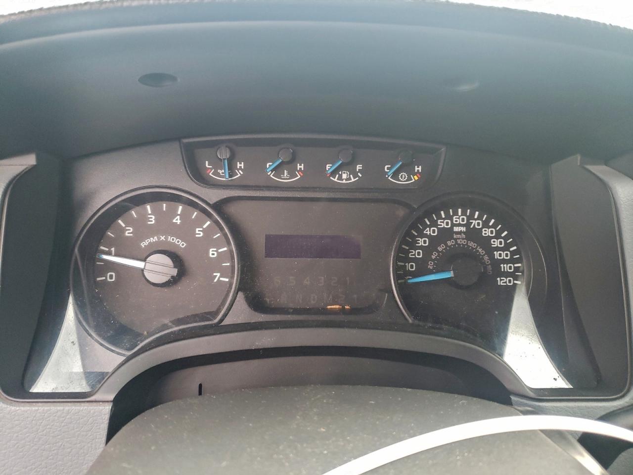 FORD F-150 SUPER CAB