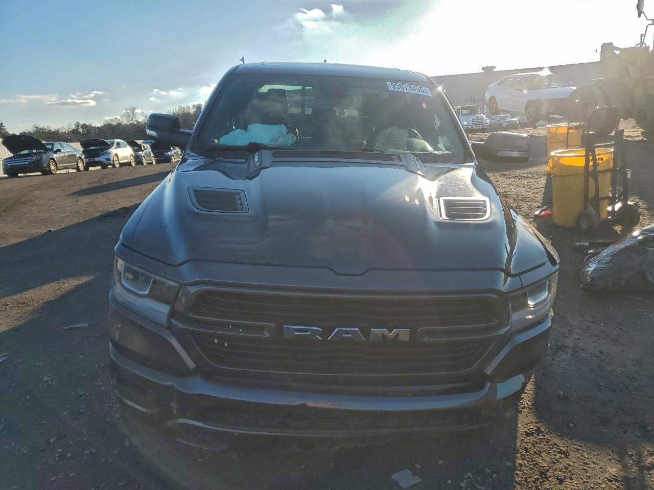 RAM 1500 LARAMIE