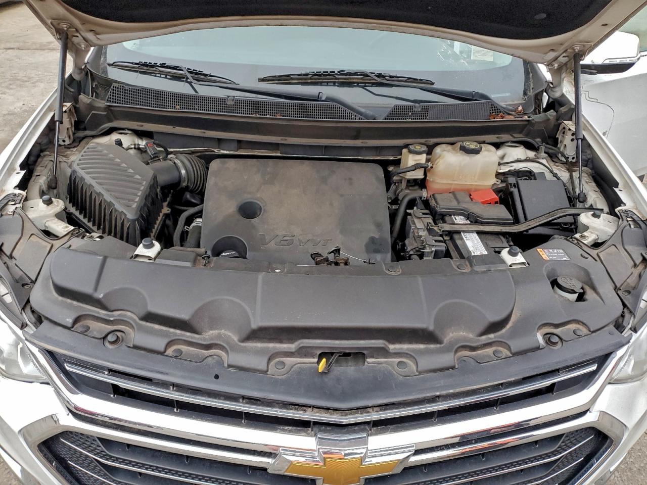 Lot #3317730070 2019 CHEVROLET TRAVERSE L