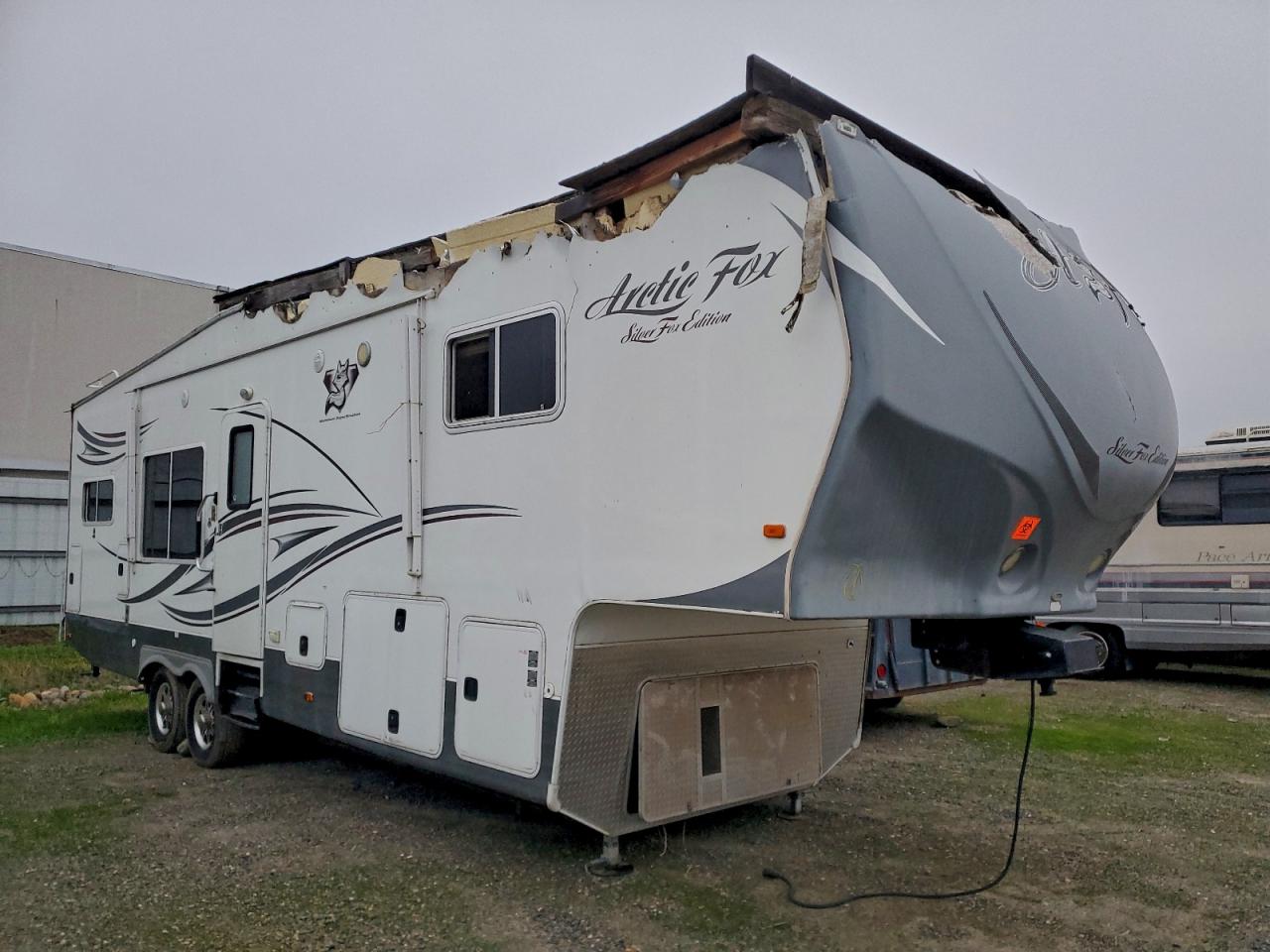 Lot #3309648943 2014 NRTH ARTIC FOX