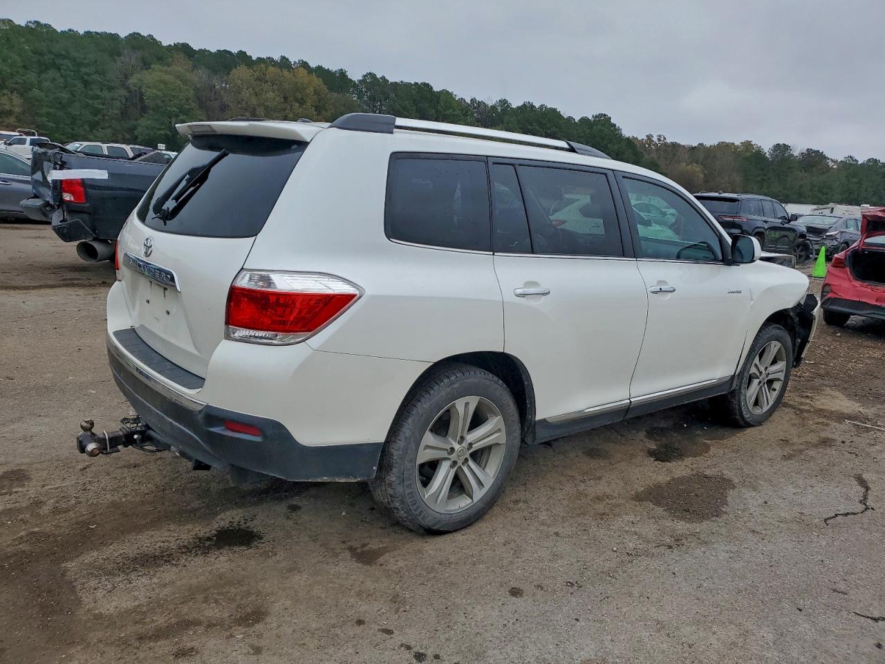 TOYOTA HIGHLANDER LIMITED