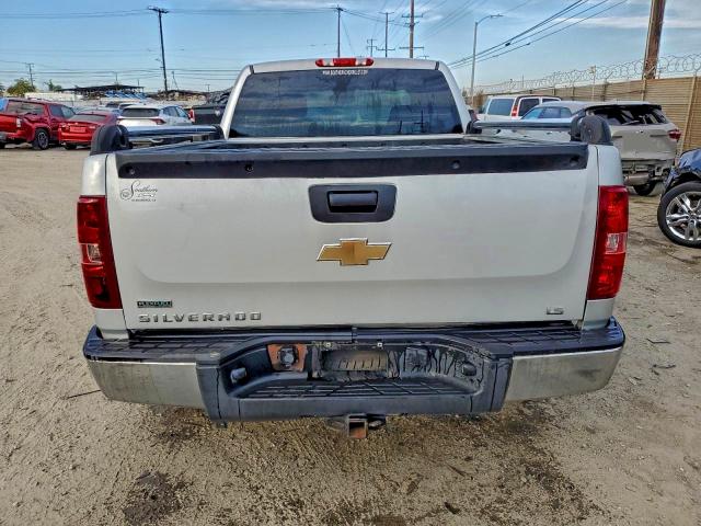 2011 CHEVROLET SILVERADO #3303864701