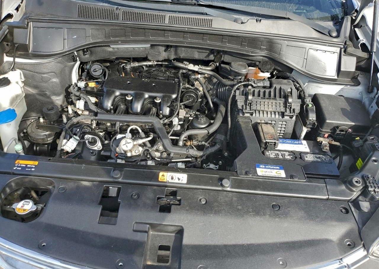 Lot #3310338952 2015 HYUNDAI SANTA FE G