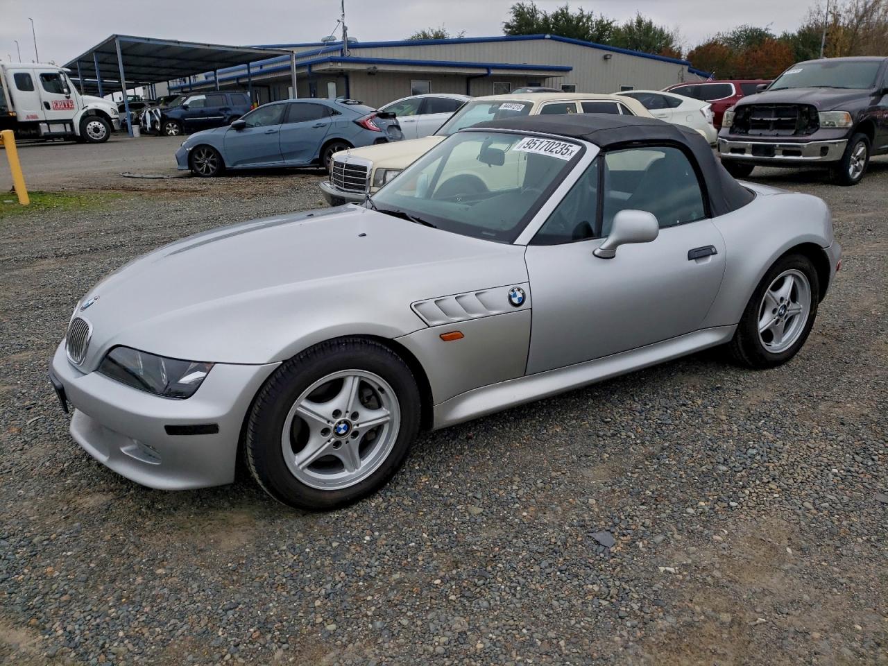Lot #3301874442 2001 BMW Z3 3.0