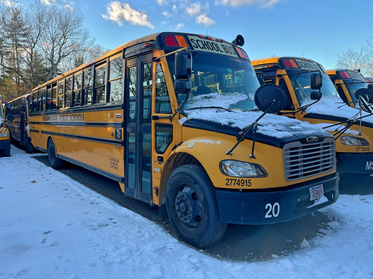 Lot #3315421365 2015 FREIGHTLINER CHASSIS B2