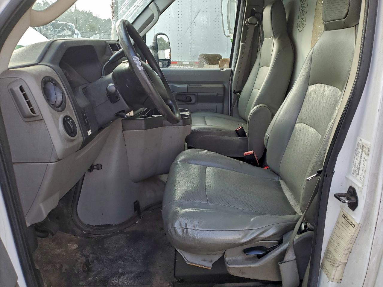 FORD ECONOLINE E350 SUPER DUTY CUTAWAY VAN