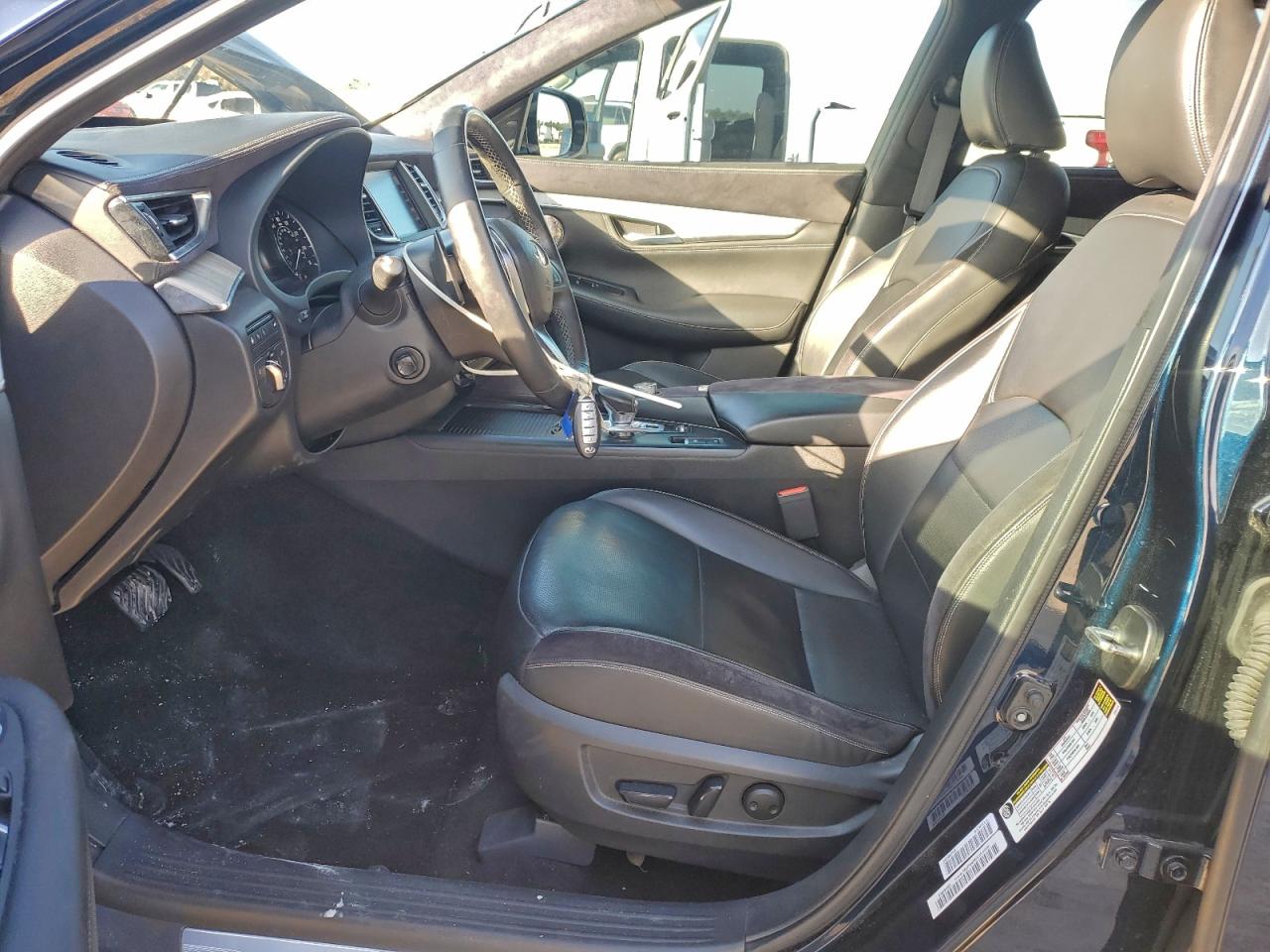 INFINITI QX50 ESSENTIAL