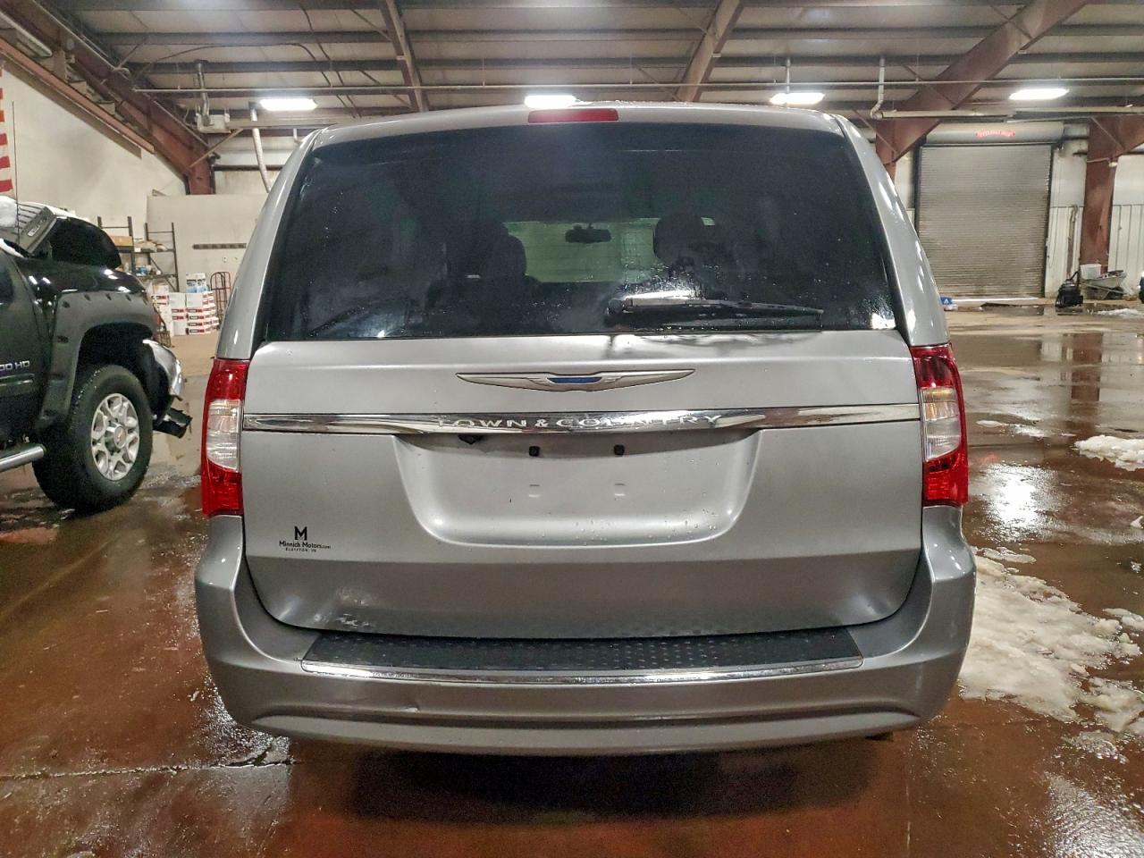 CHRYSLER TOWN & COUNTRY TOURING