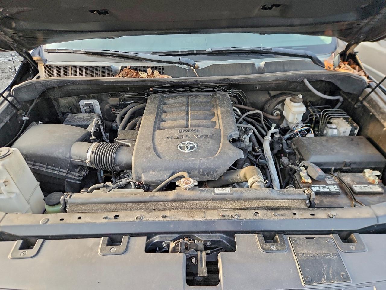 TOYOTA TUNDRA DOUBLE CAB SR