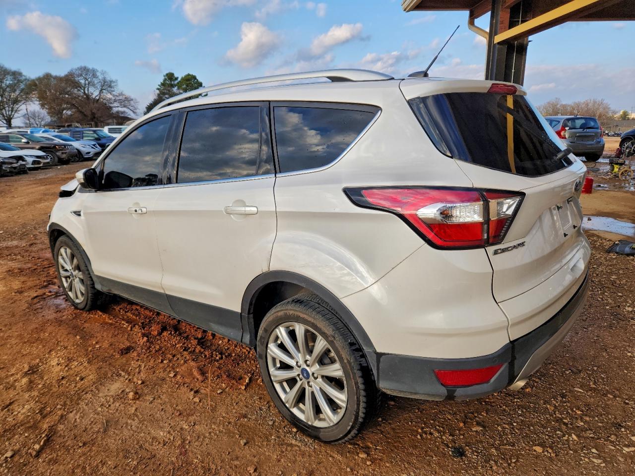 FORD ESCAPE TITANIUM