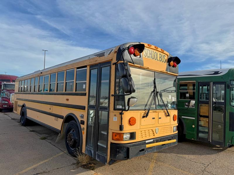 2010 IC CORPORATION 3000 RE #3312261775