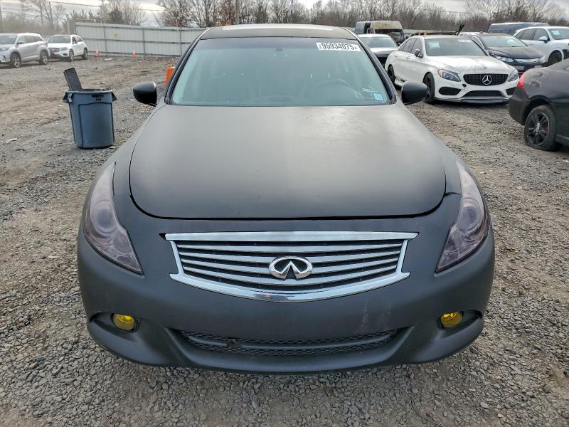 2015 INFINITI Q40 #3315779360