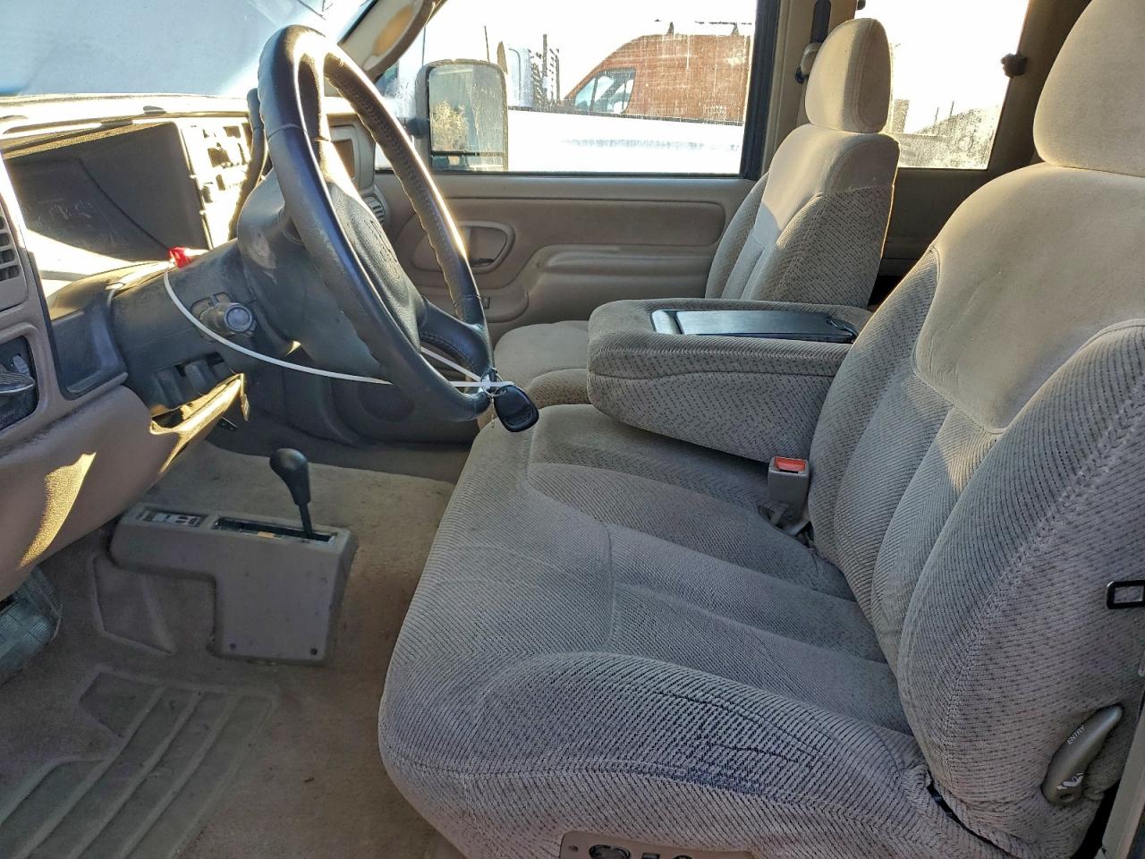 Lot #3312813116 1998 CHEVROLET GMT-400 K3