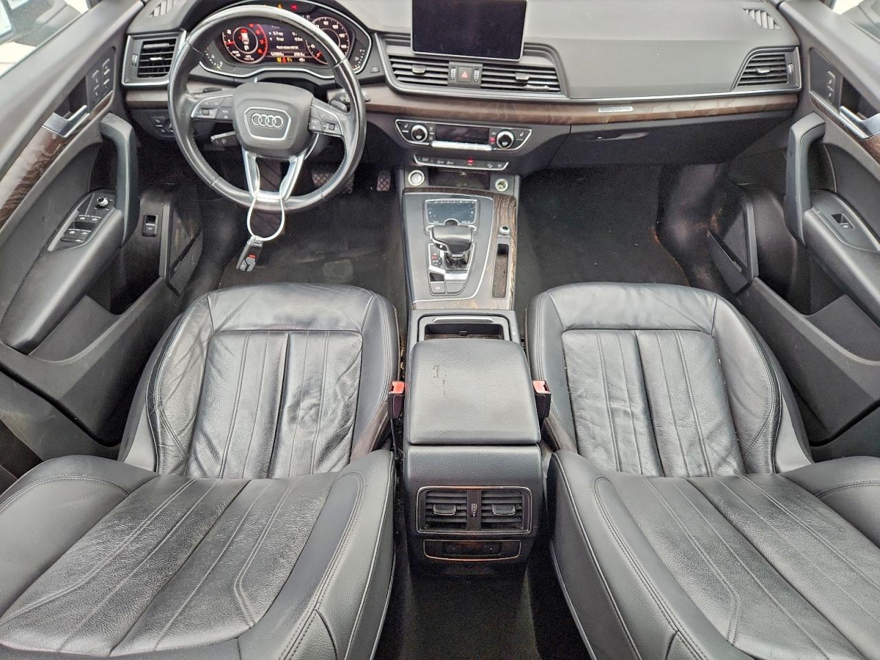 AUDI Q5 PREMIUM PLUS