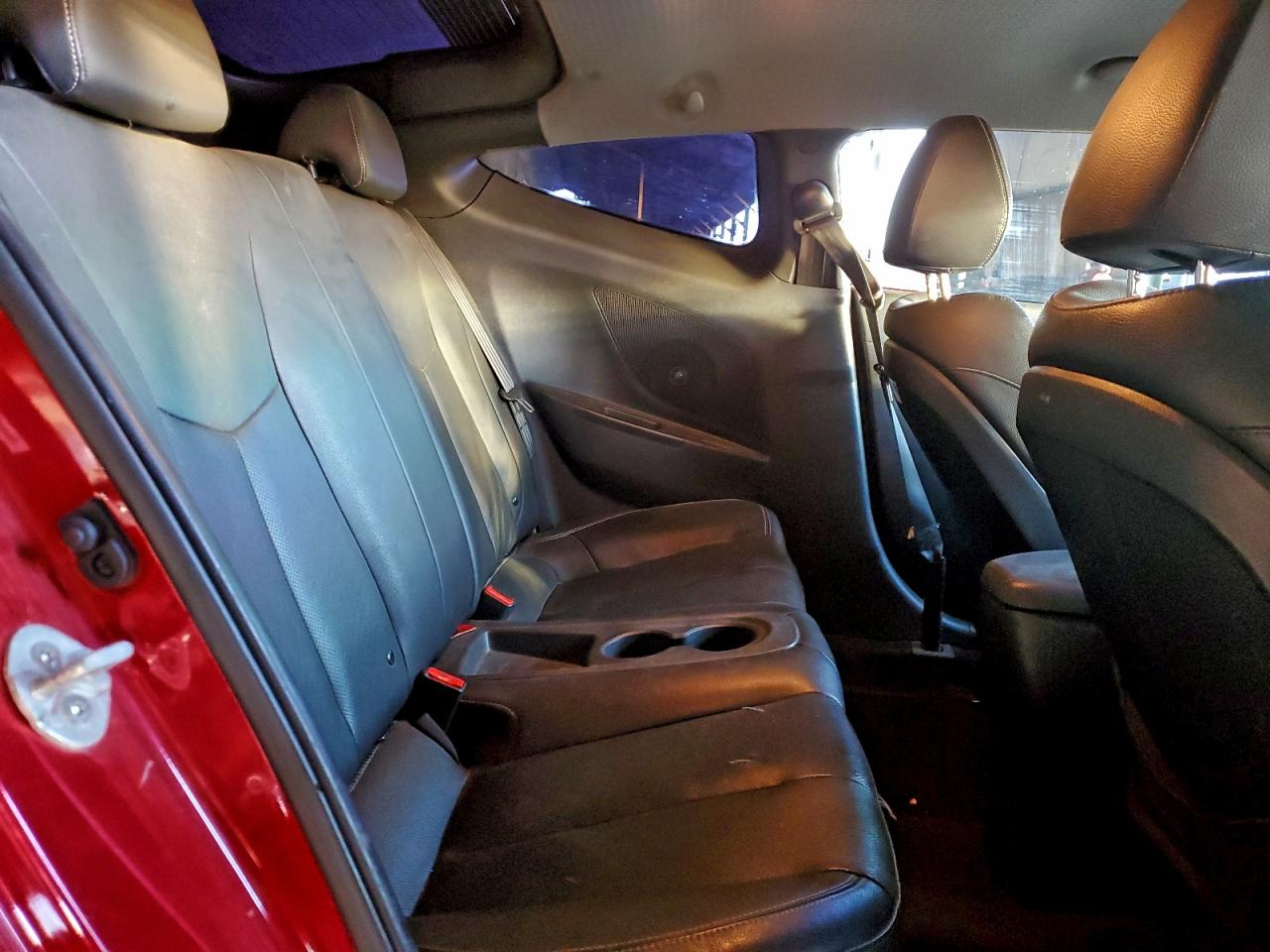 HYUNDAI VELOSTER TURBO