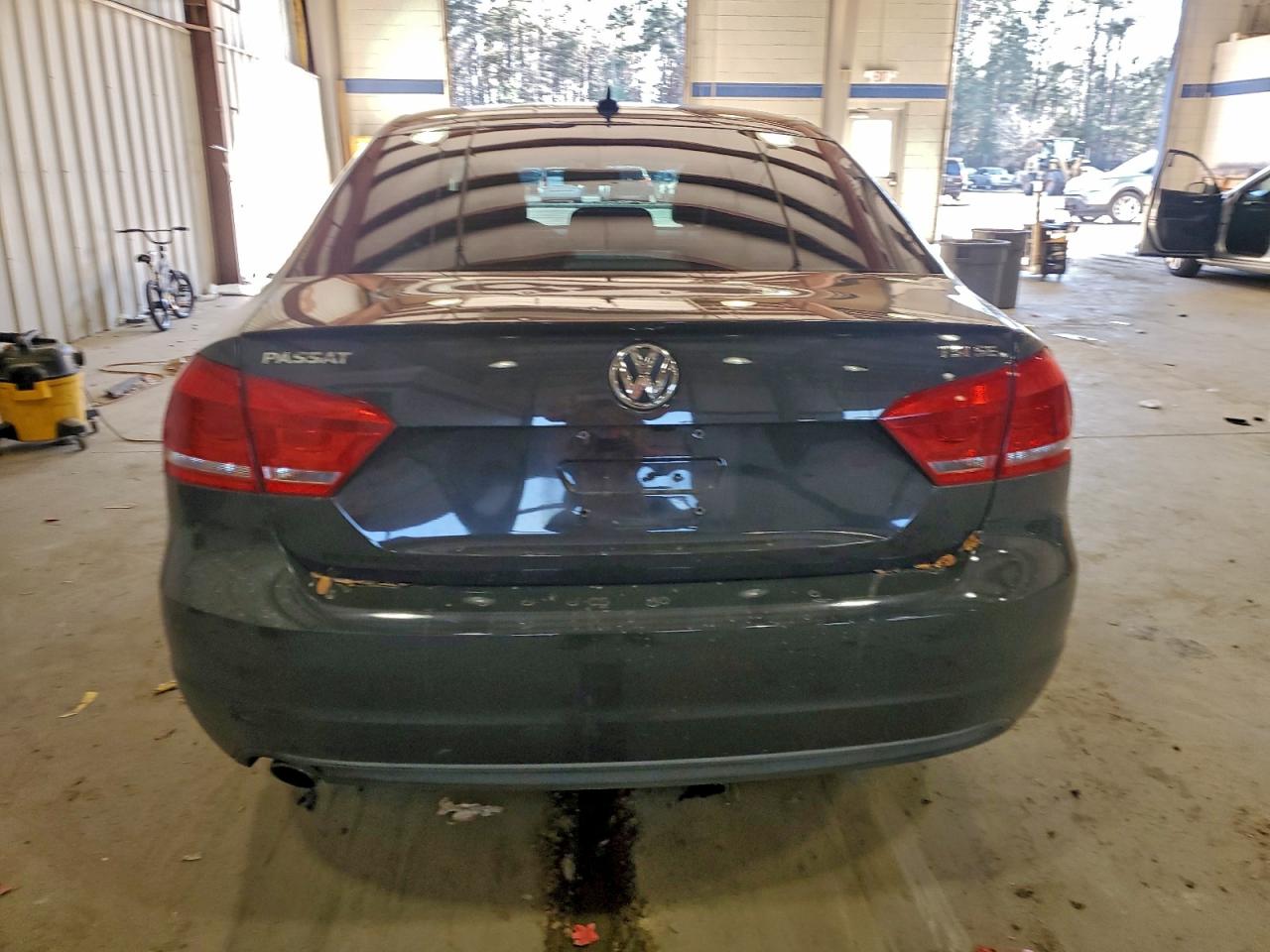 VOLKSWAGEN PASSAT SE
