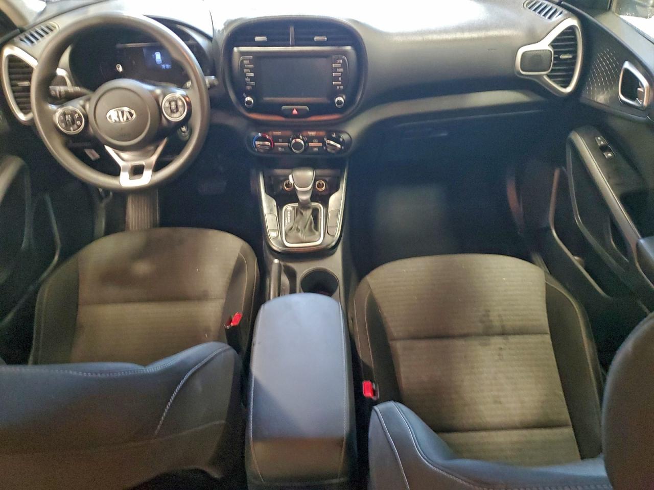 KIA SOUL LX