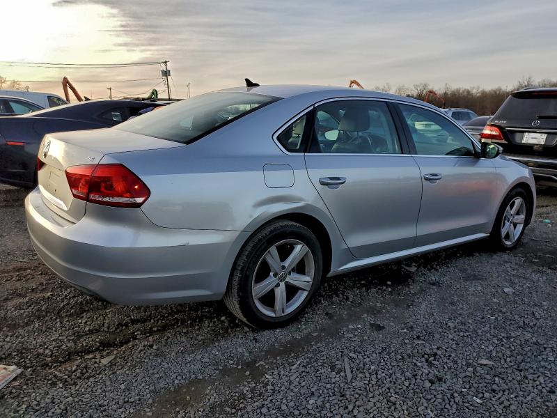 2012 VOLKSWAGEN PASSAT SE #3305355319
