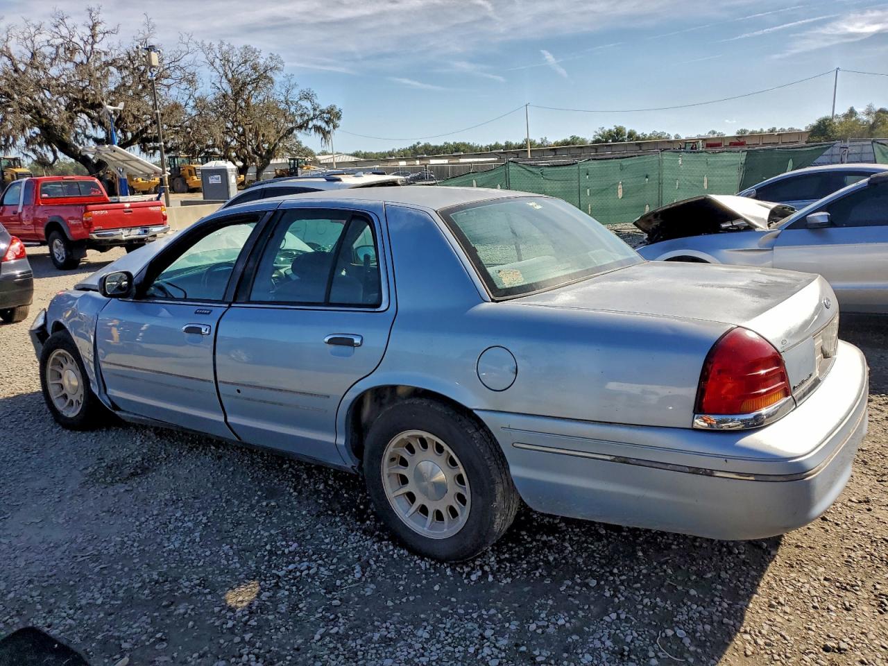 Lot #3315892096 1999 FORD CROWN VIC