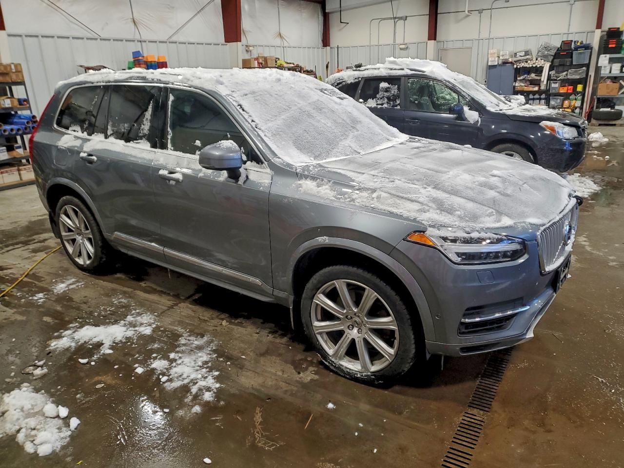VOLVO XC90 T8
