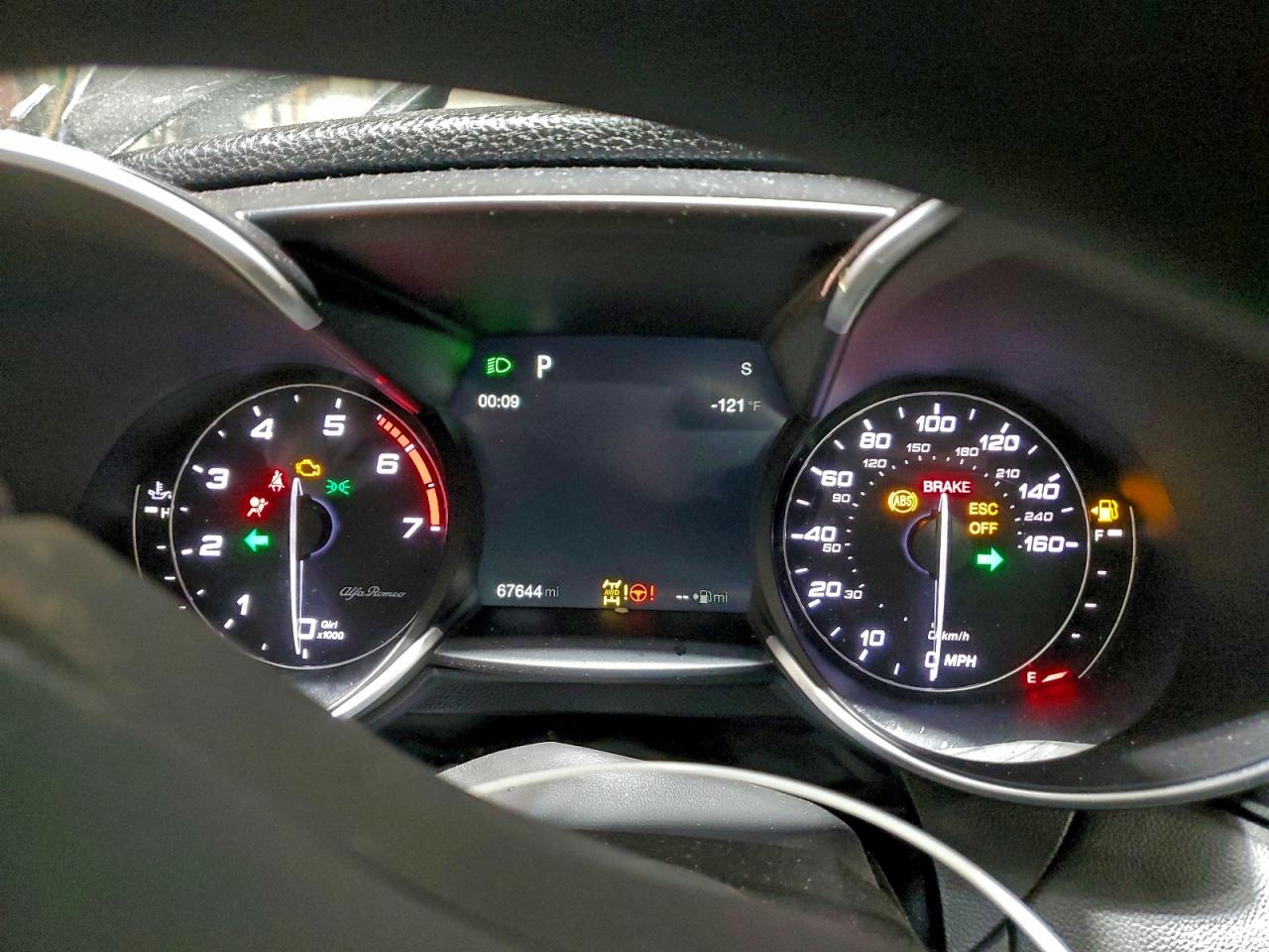 ALFA ROMEO GIULIA TI Q4