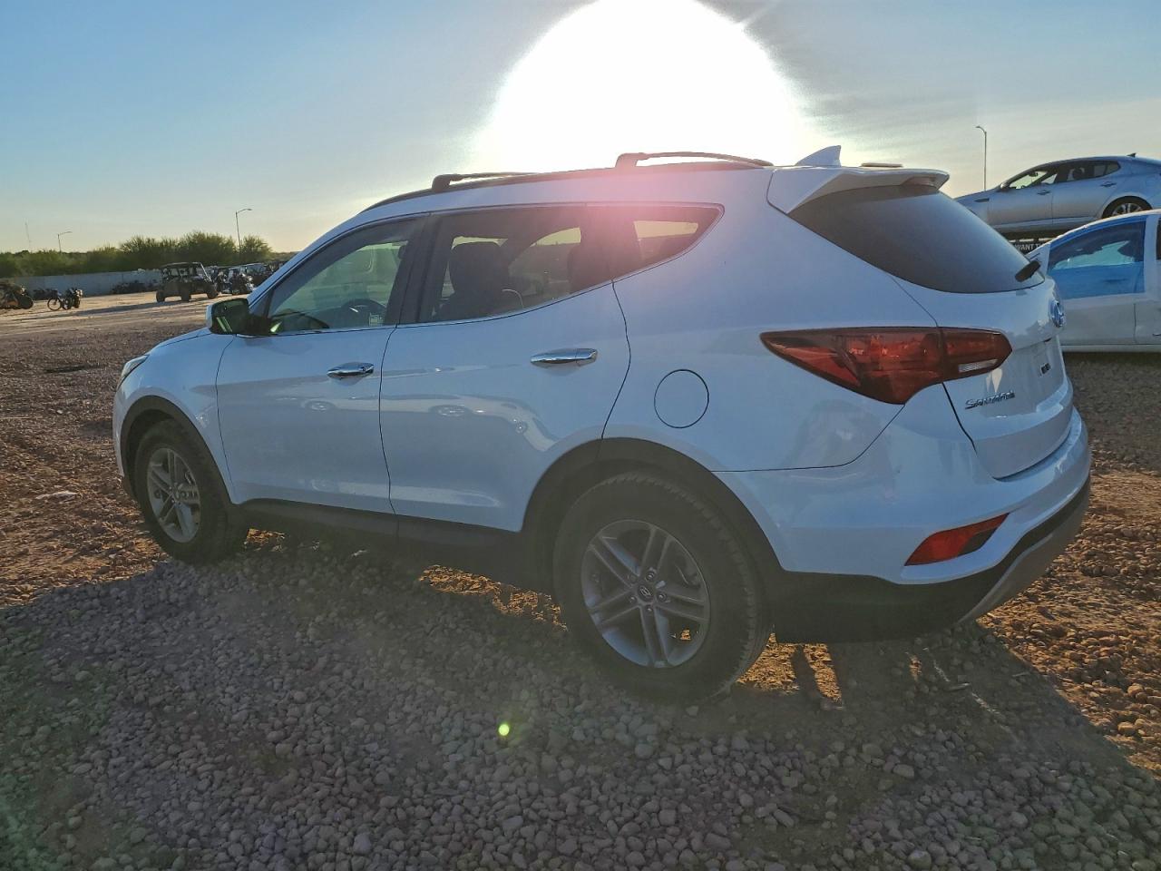 Lot #3309799348 2017 HYUNDAI SANTA FE S