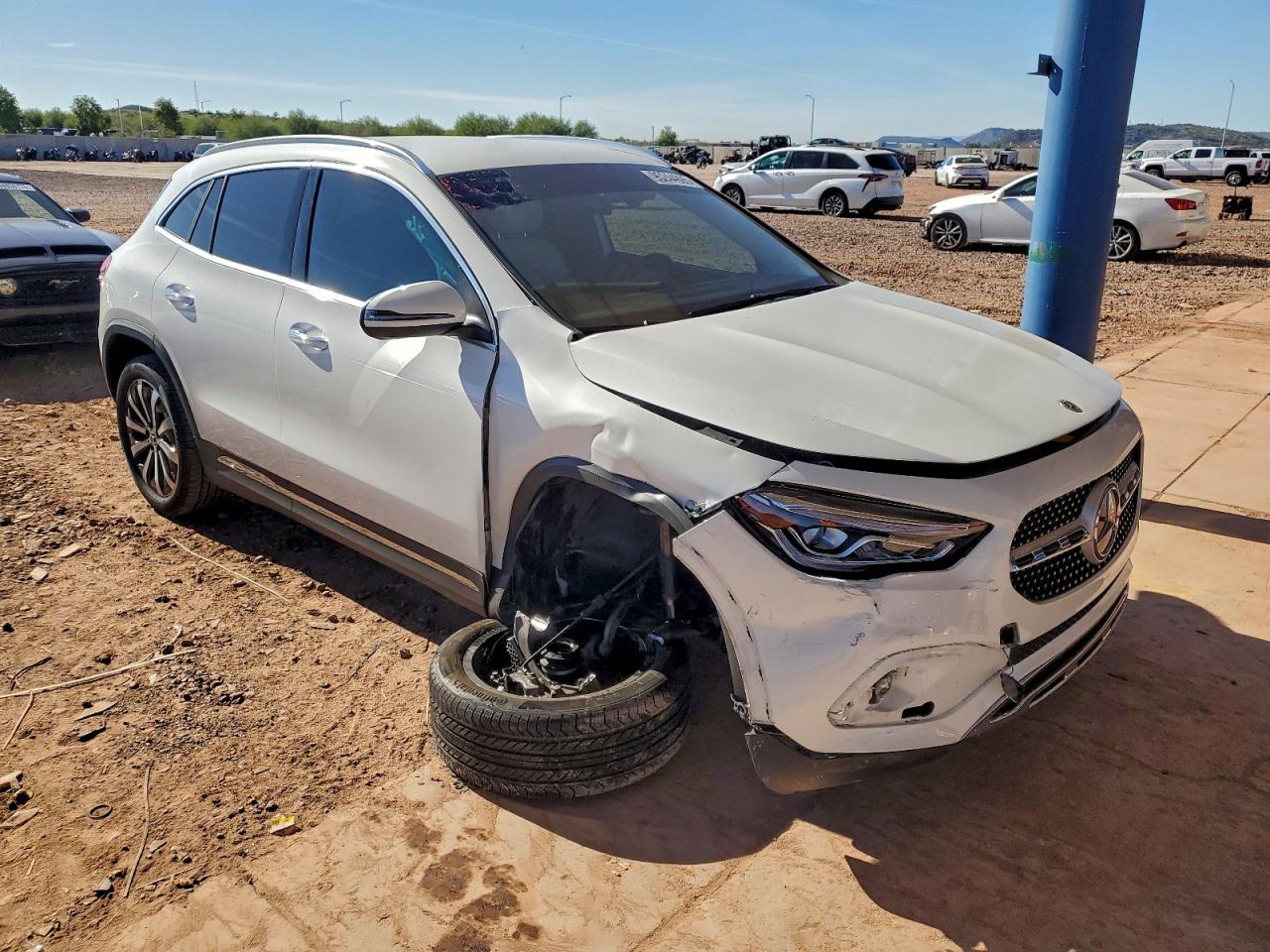 MERCEDES-BENZ GLA-CLASS 250 4MATIC