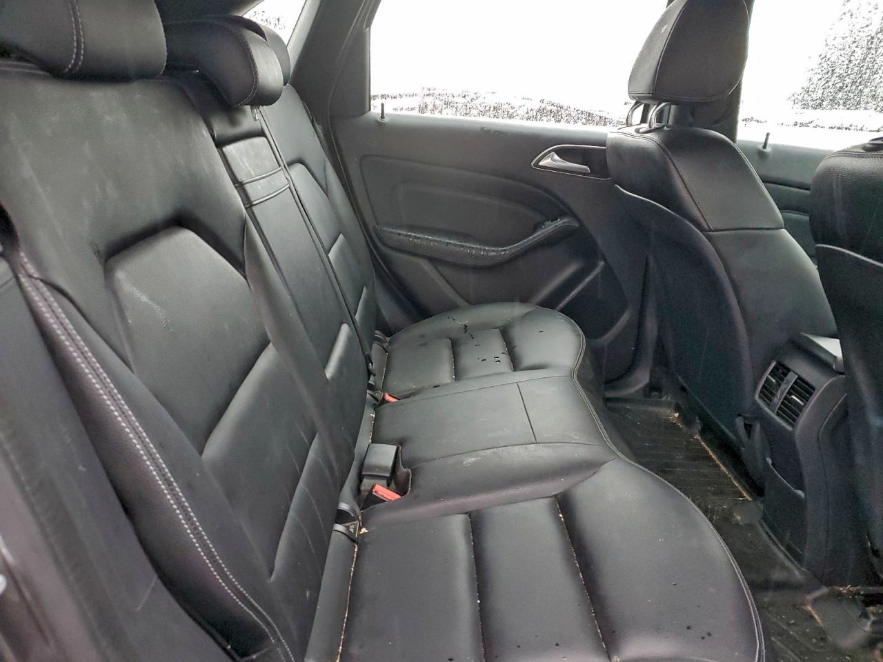 MERCEDES-BENZ B-CLASS 250E