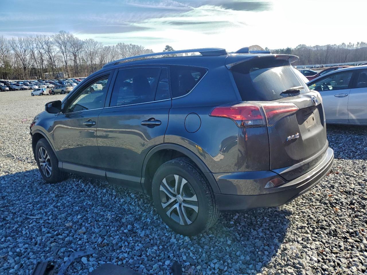 TOYOTA RAV4 LE