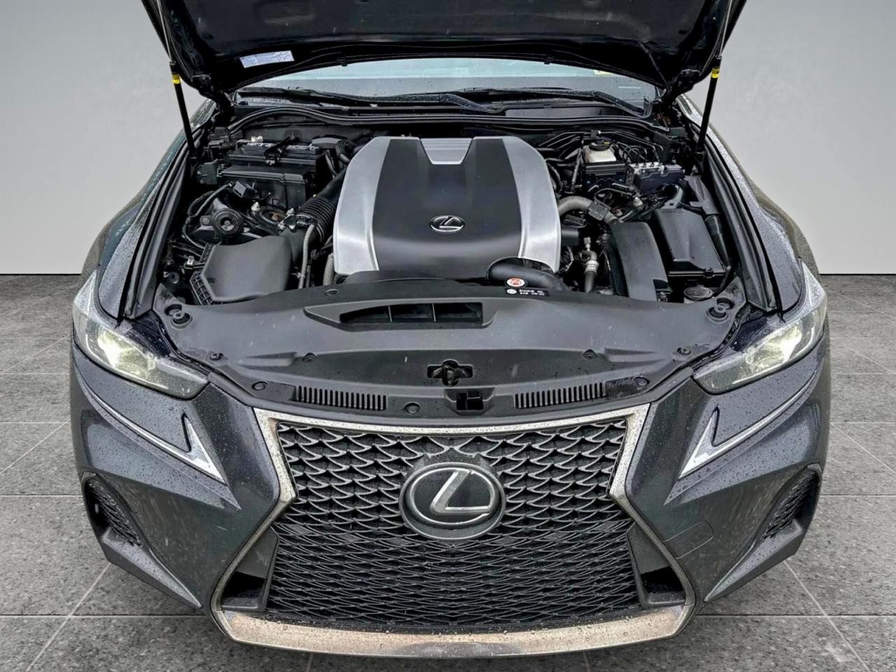 LEXUS IS 300