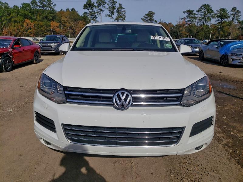 2014 VOLKSWAGEN TOUAREG V6 #3317723088