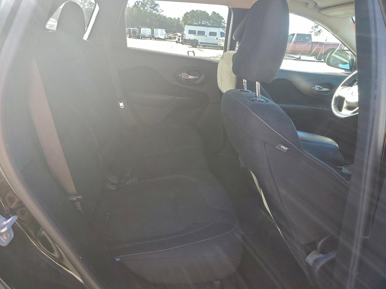 JEEP GRAND CHEROKEE LATITUDE