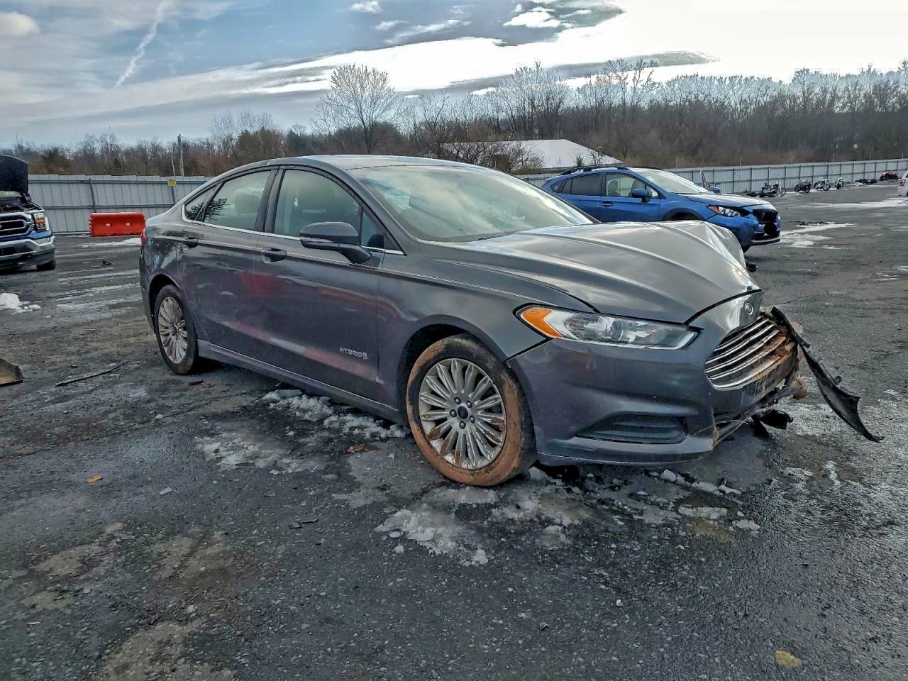 FORD FUSION SE HYBRID