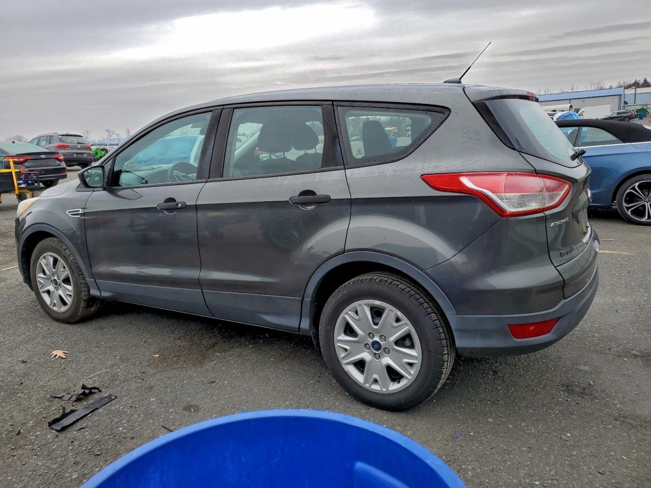 FORD ESCAPE S