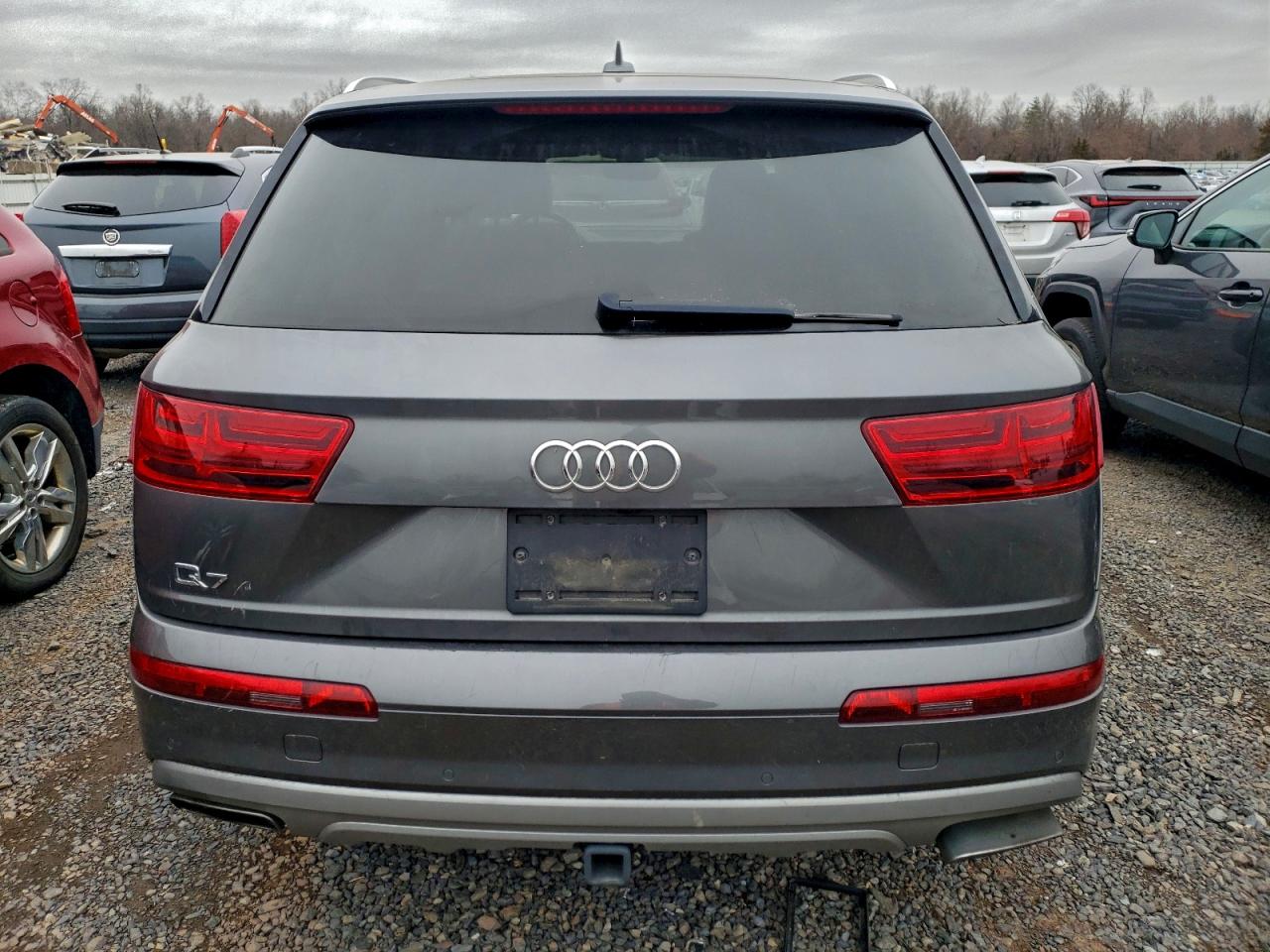 AUDI Q7 PREMIUM PLUS