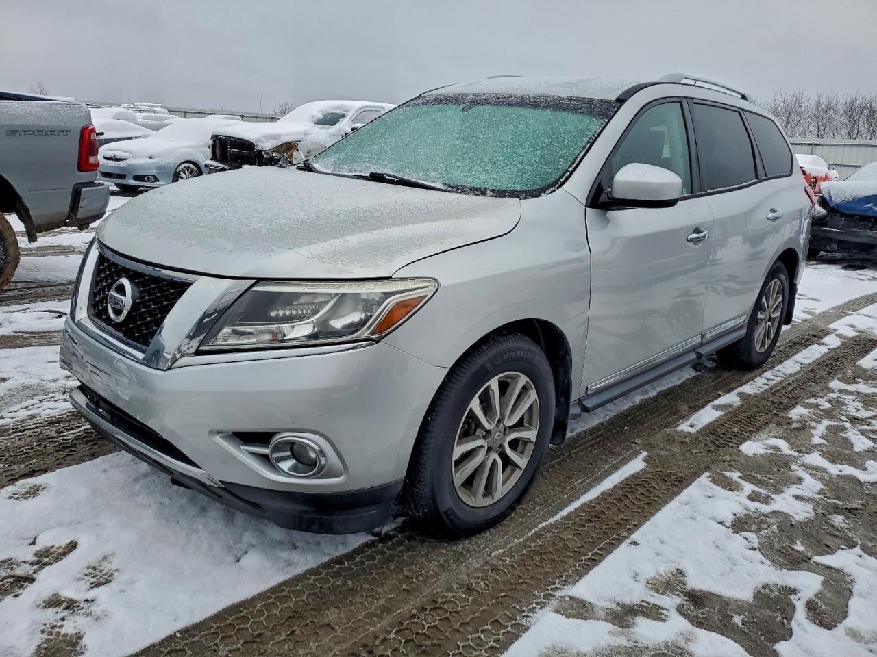 NISSAN PATHFINDER S