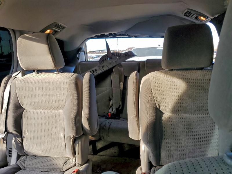 2009 TOYOTA SIENNA LE #3303711426