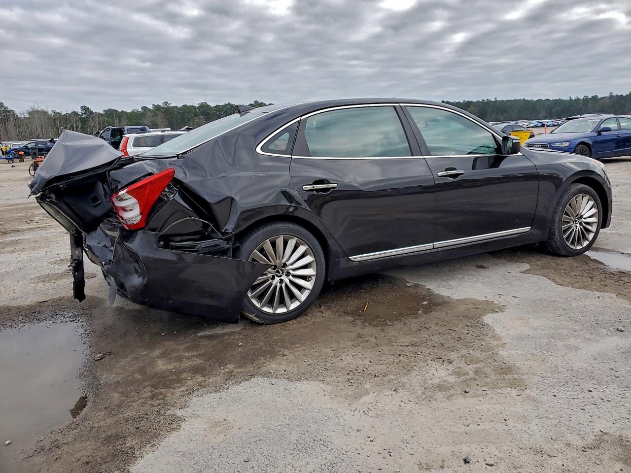 HYUNDAI EQUUS SIGNATURE