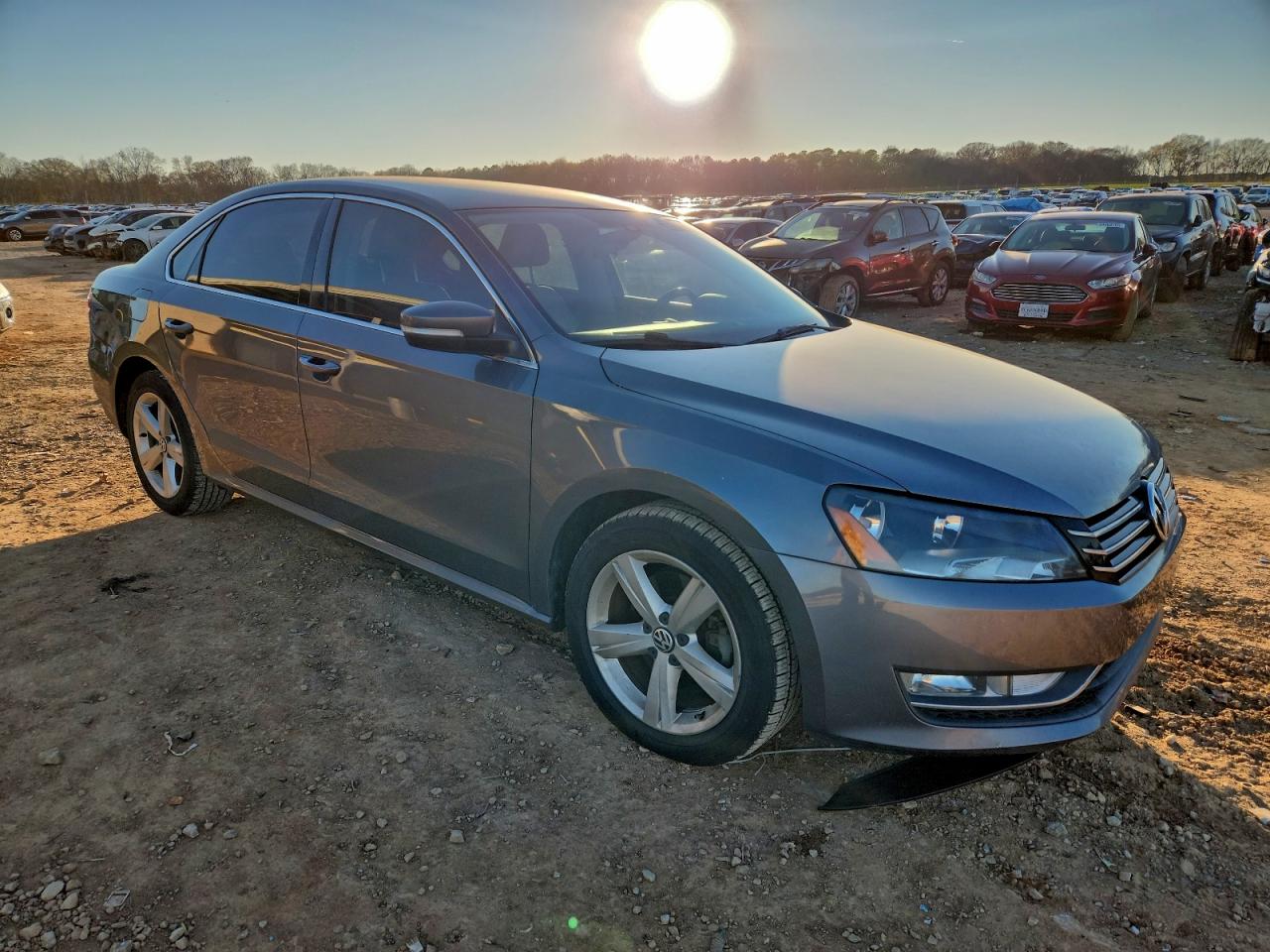 Lot #3316750401 2015 VOLKSWAGEN PASSAT S